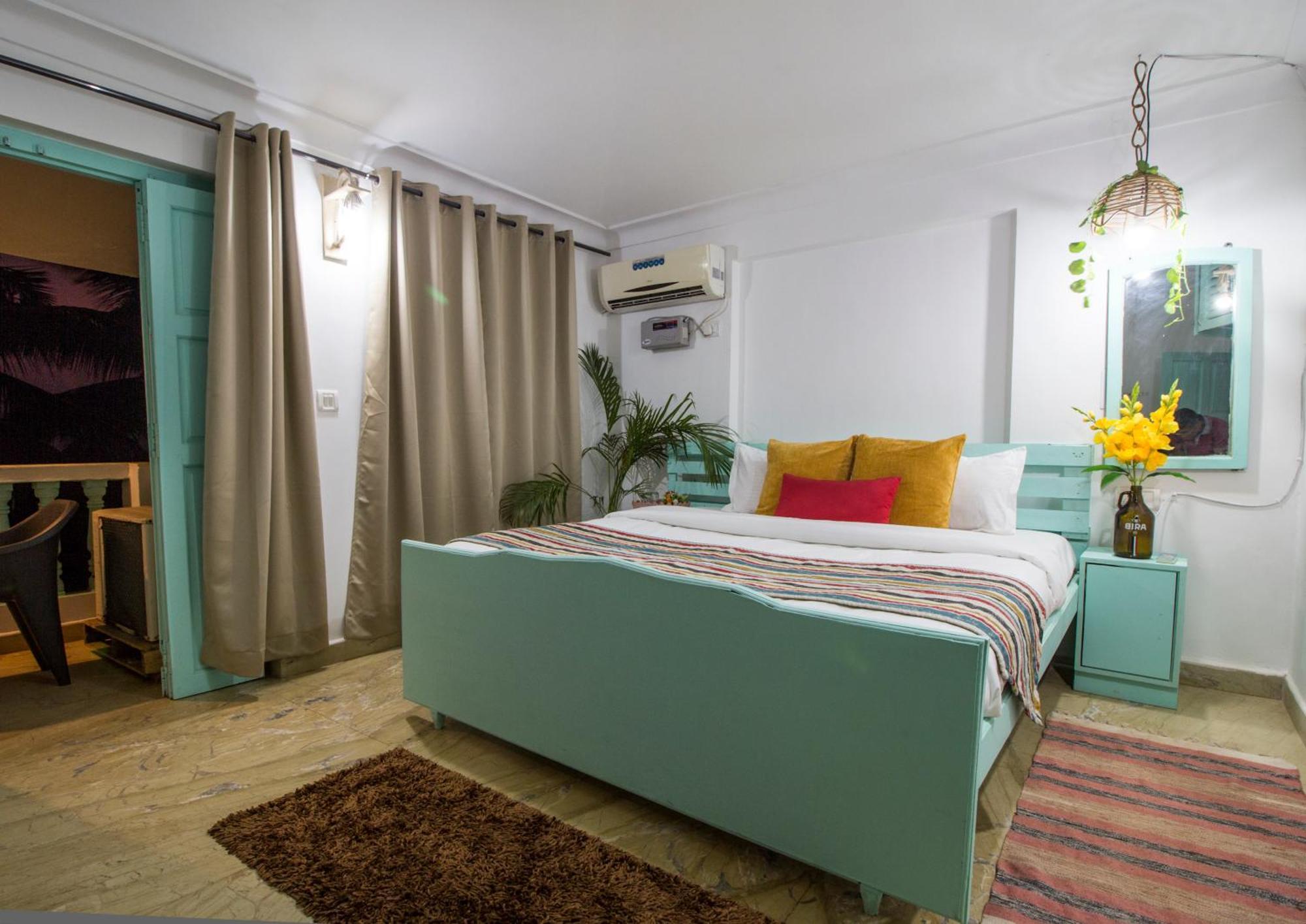 The Turquoiise House Hotel Morjim Kültér fotó